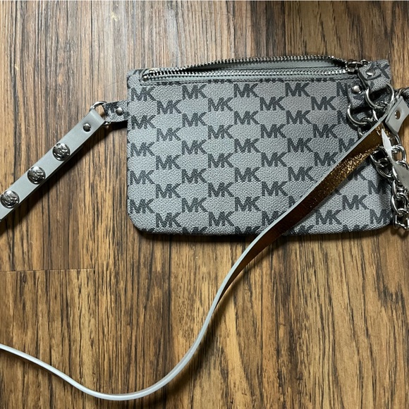 Michael Kors MK Logo Chain Belt Bag Waist Fanny Pack Gray NWT Michael Kors MK Women main image 4
